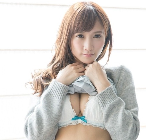 サリー (仲村えれな) ハーフAV女優のキュートなSEXエロ画像